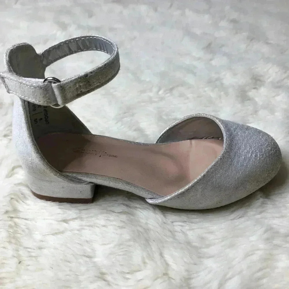 George Girls Silver Shoes Size 9 - Picture 2 of 11